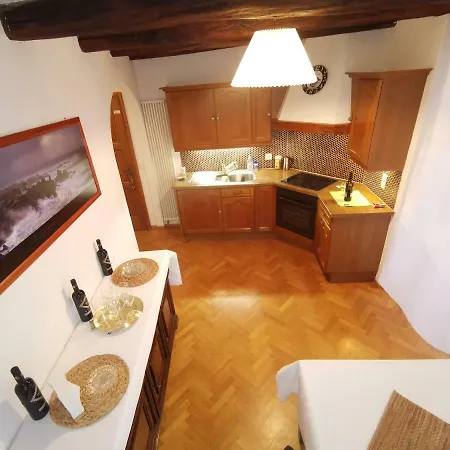 Festival Luxury Heart F Apartment Locarno
